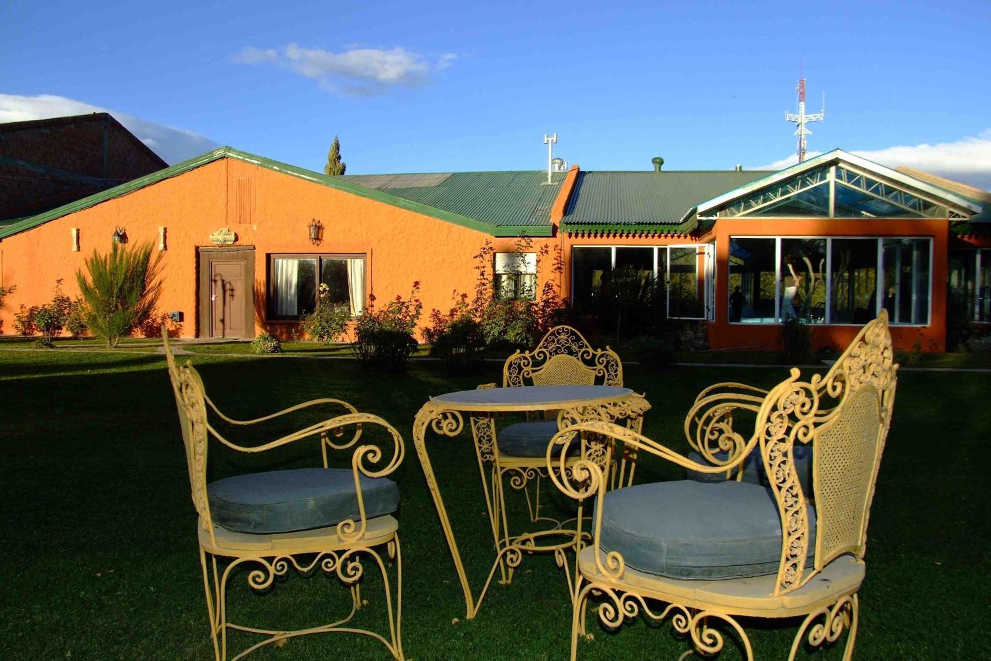 "La Loma" - Vieja Casona Aparthotel El Calafate Exterior photo