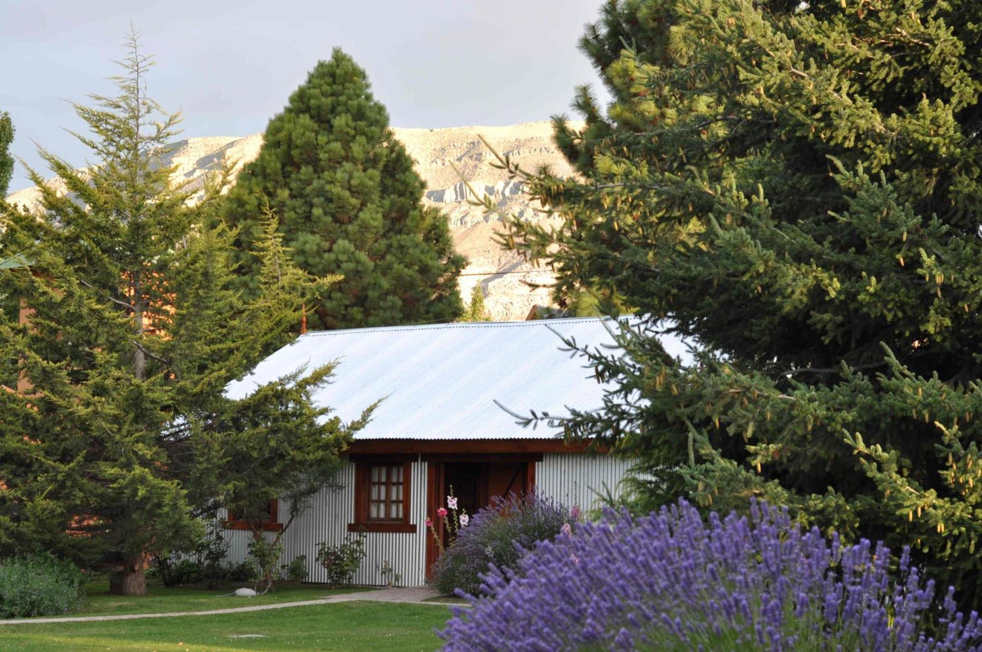"La Loma" - Vieja Casona Aparthotel El Calafate Exterior photo
